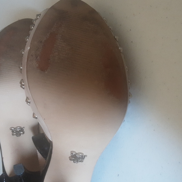 Rock & Republic Studded Spike Platform Pump Stiletto Peep Toe Strap Heels Sz 10M - Picture 8 of 10